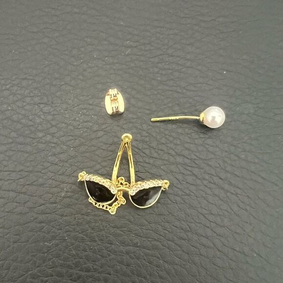 Sunglasses Stud Earrings - Picture 2 of 6